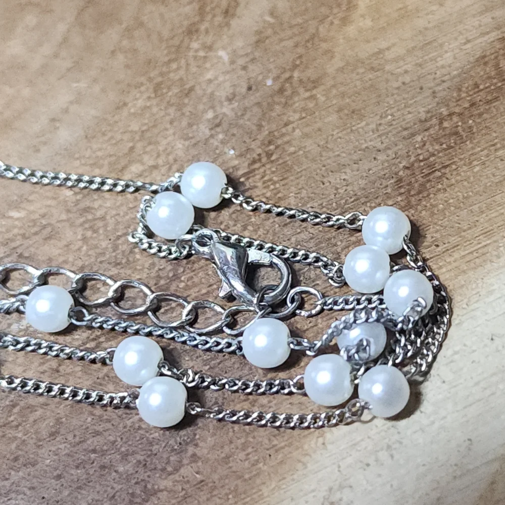 Vintage Faux Pearl Y Necklace Silver Toned Chain